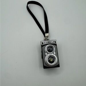 miniature camera 2 inches tall works keychain charm